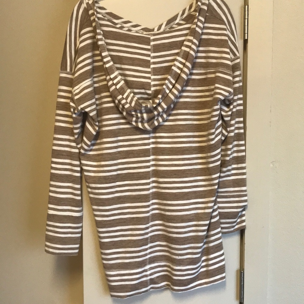 Shirt - Picture 2 of 2